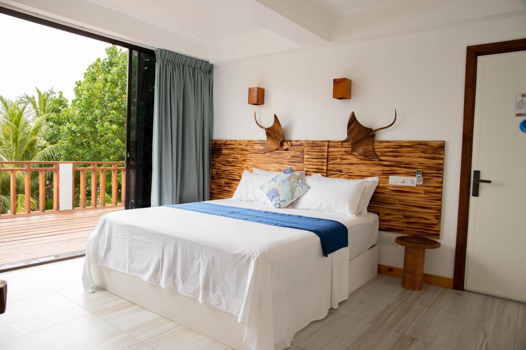 Kudhi Boli Beach House Thulusdhoo Εξωτερικό φωτογραφία